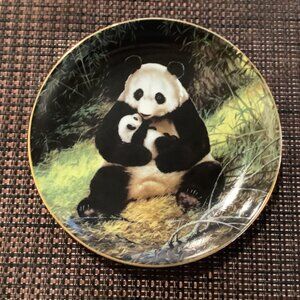 “The Panda” by Will Nelson – Bradex Collector Plate from the Endangered Species